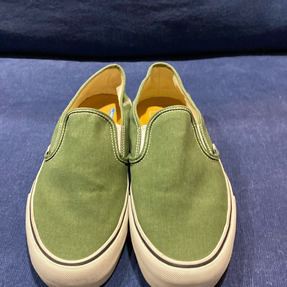 Vans slip on in size 9.5